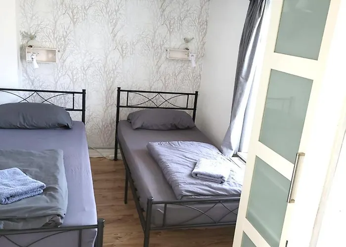 Apartment Monteur-haus Pflaumenblüte Pankow, Buchholz, Weißensee *